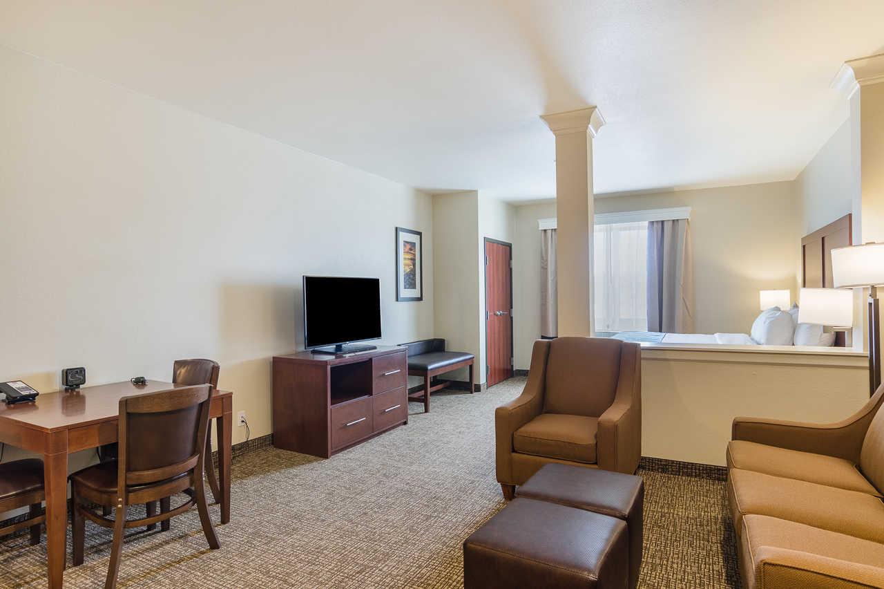 Comfort Suites Near Denver Downtown Экстерьер фото