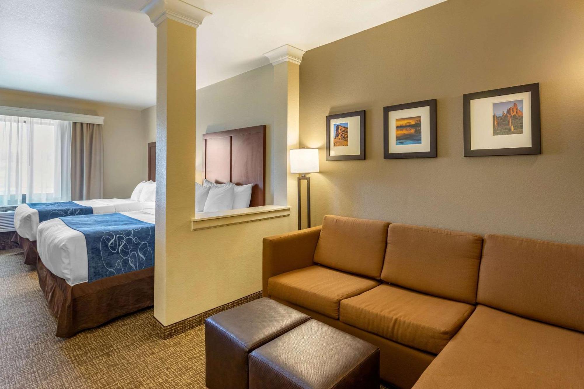 Comfort Suites Near Denver Downtown Экстерьер фото