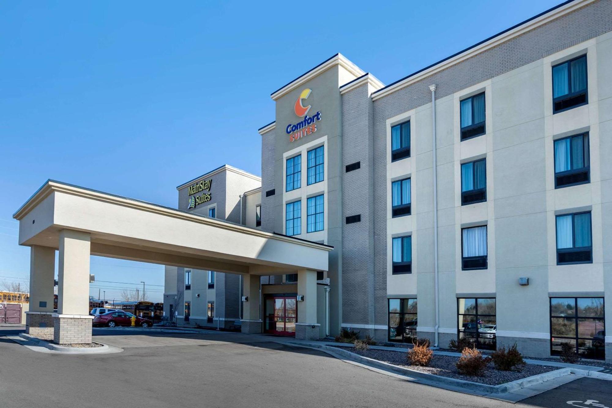 Comfort Suites Near Denver Downtown Экстерьер фото