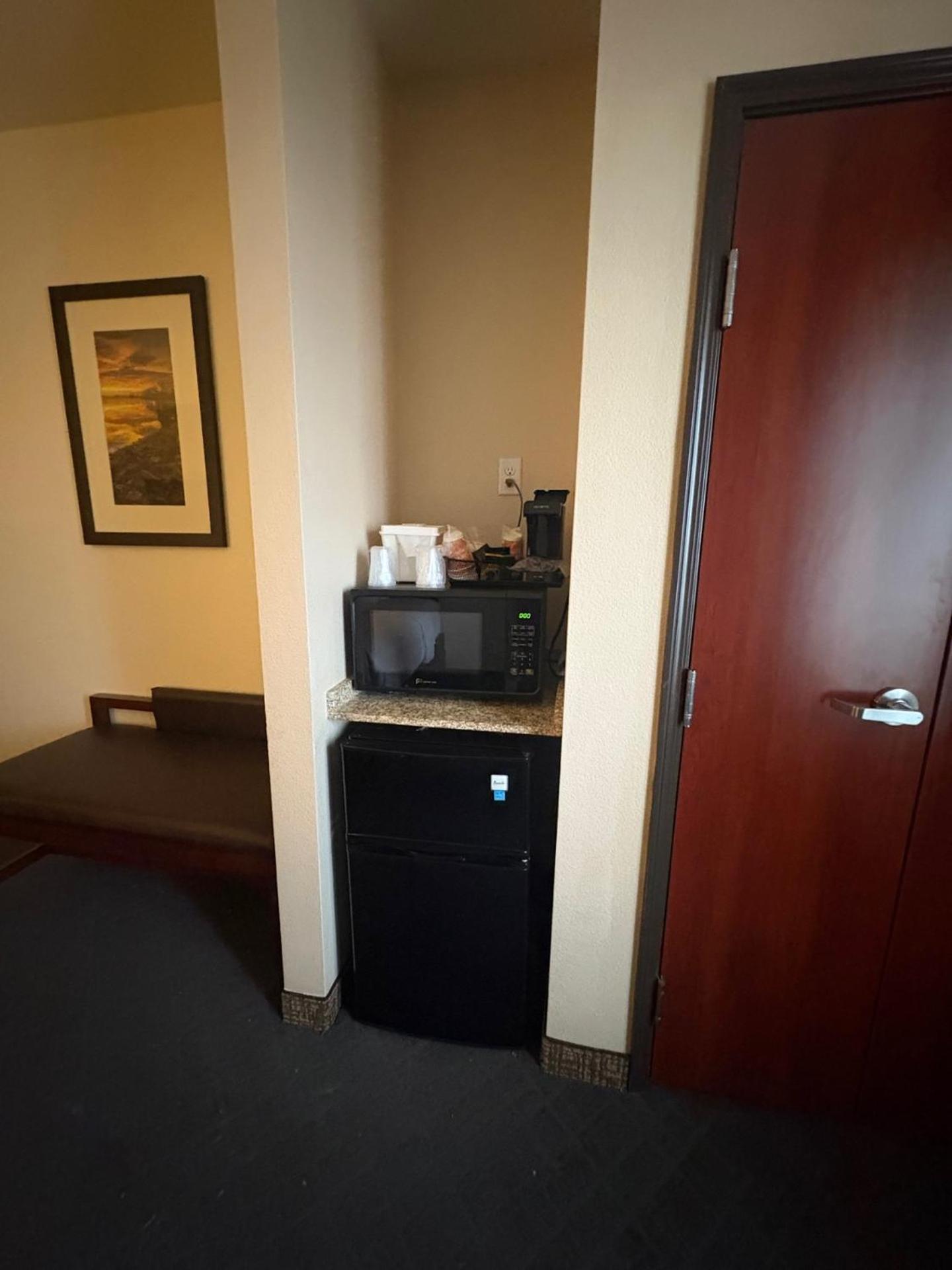 Comfort Suites Near Denver Downtown Экстерьер фото