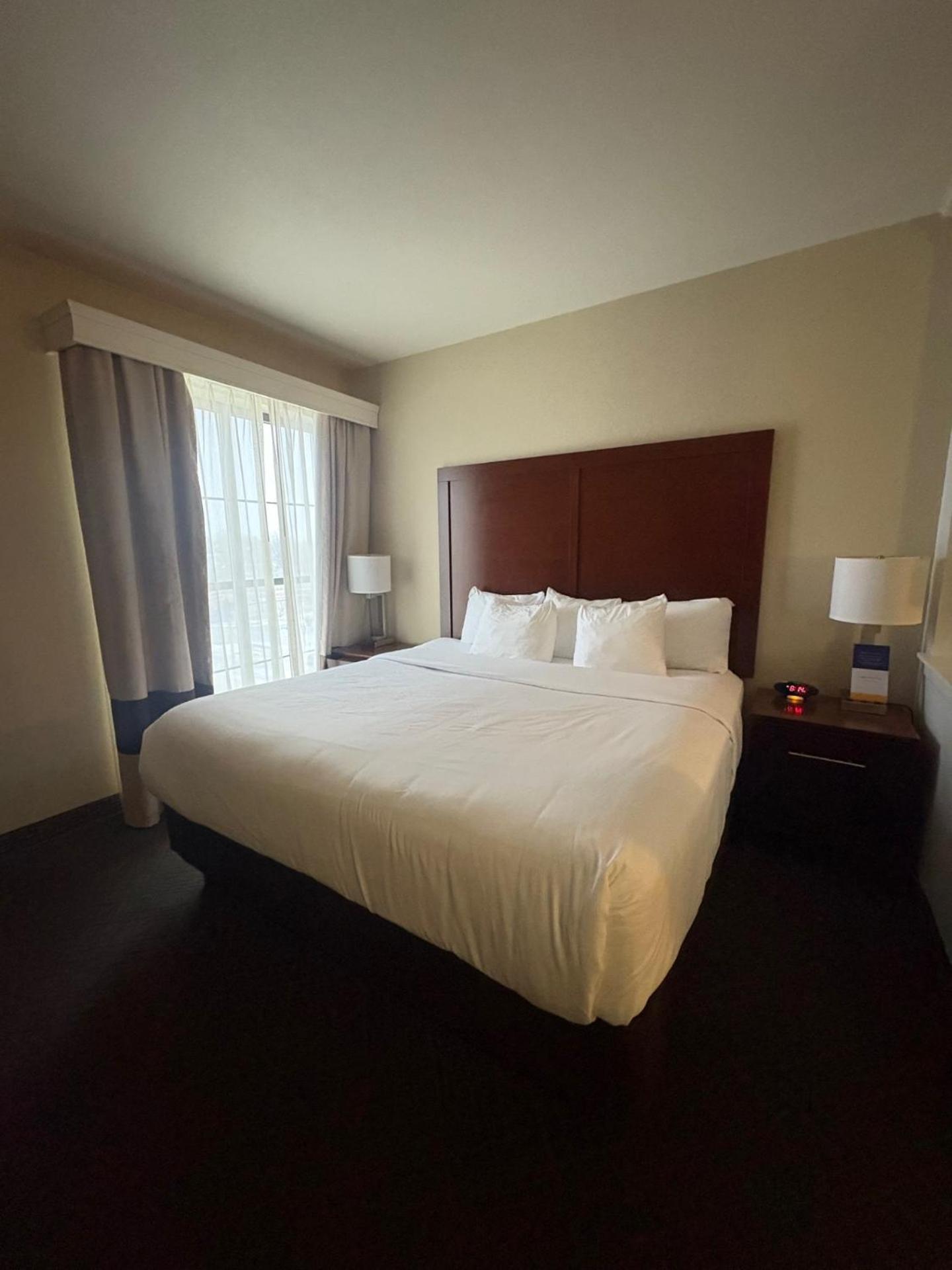 Comfort Suites Near Denver Downtown Экстерьер фото