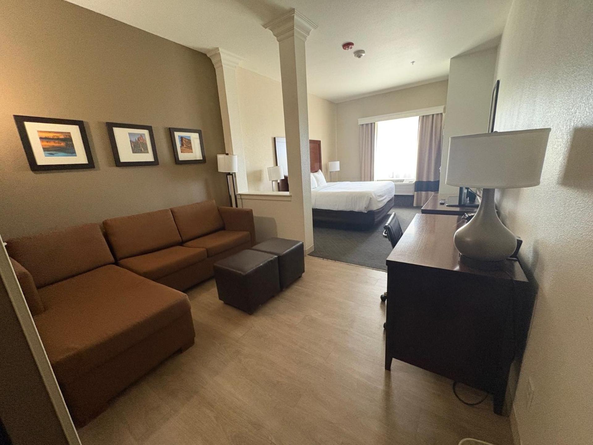 Comfort Suites Near Denver Downtown Экстерьер фото