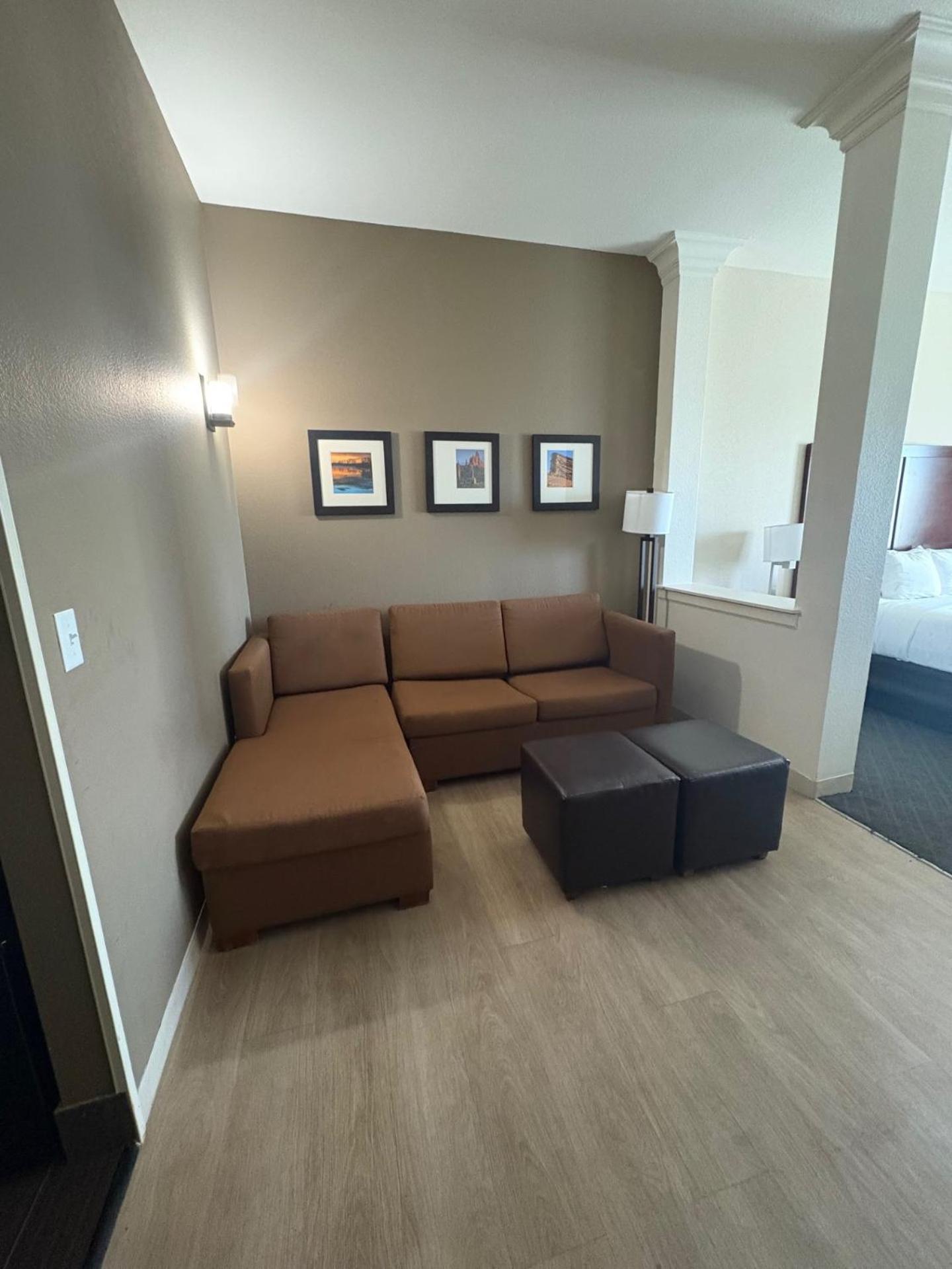 Comfort Suites Near Denver Downtown Экстерьер фото