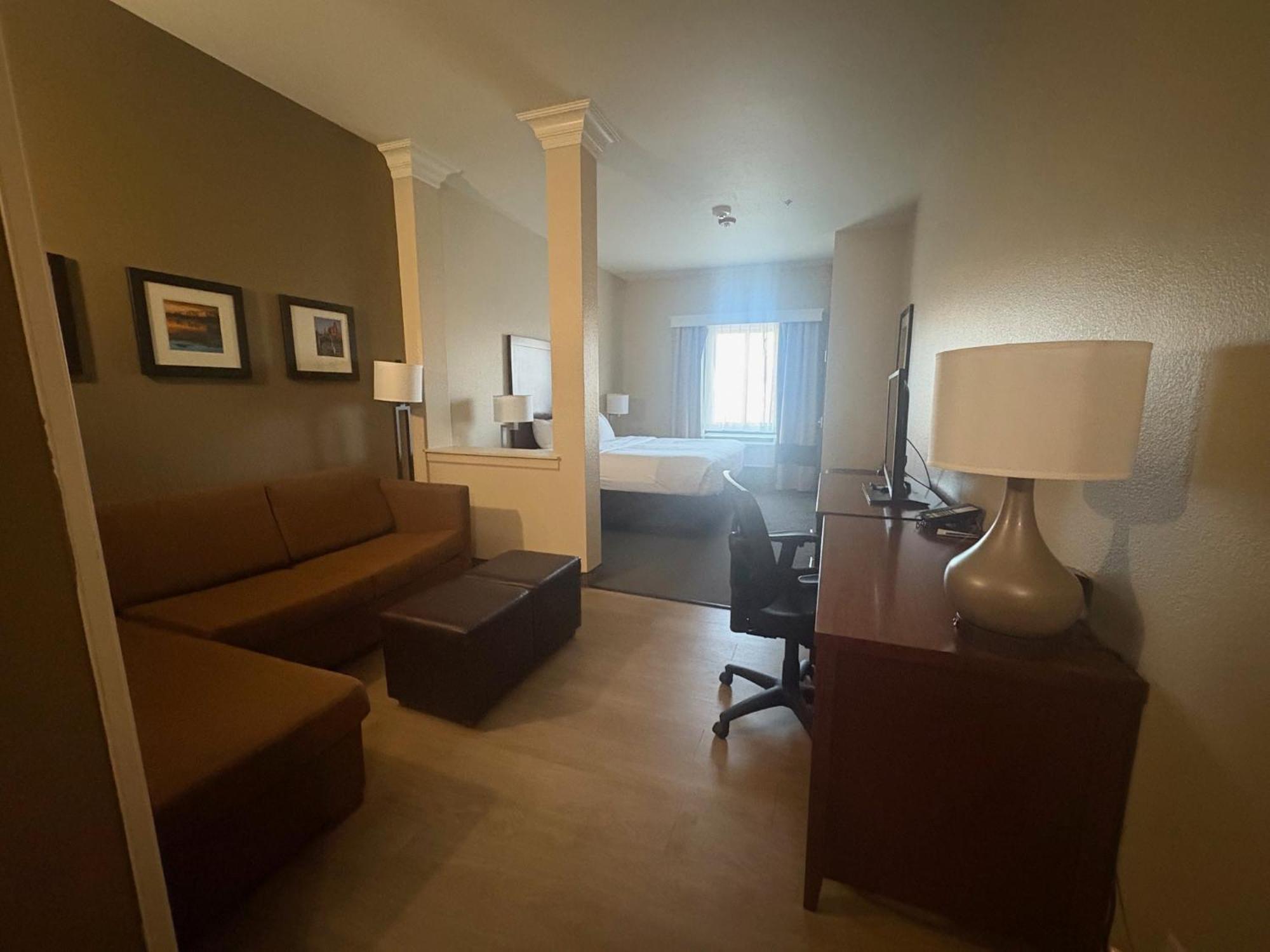 Comfort Suites Near Denver Downtown Экстерьер фото